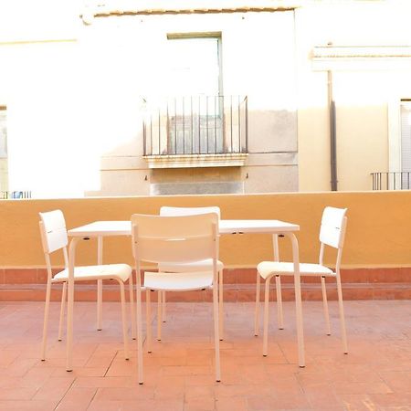 Tarragona Suites Mediona Exterior foto